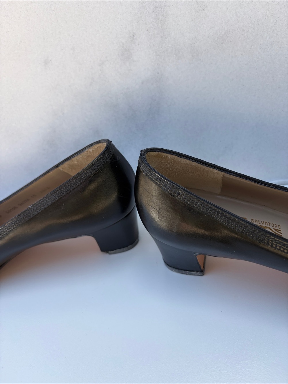 Salvatore Ferragamo Black Round-Toe Leather Pumps - Picture 8 of 13